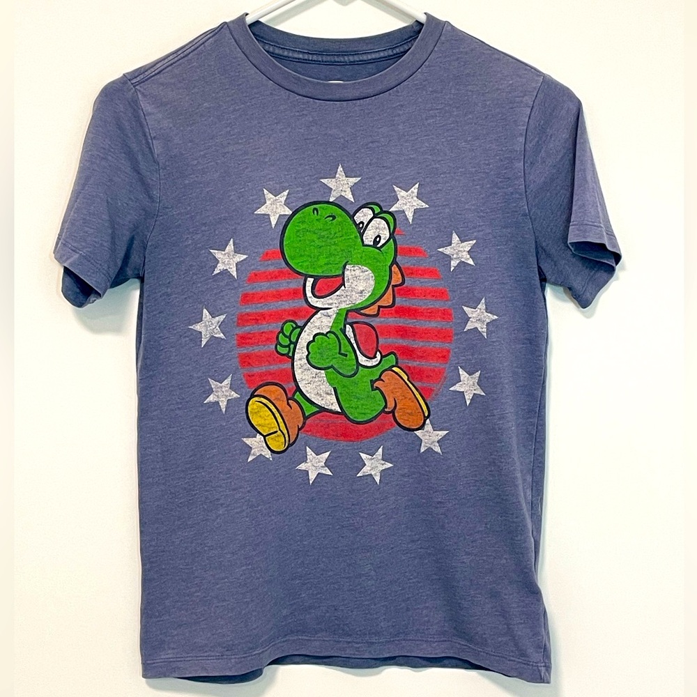 Old Navy Yoshi Kids Graphic T, size L (10-12)